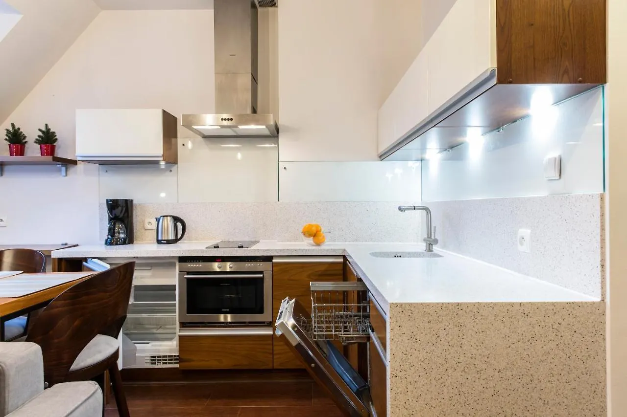 Udanypobyt Apartamenty Kominkowe Zakopane 0*,